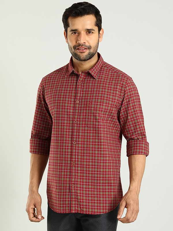 Indian Terrain Men's Regular Fit Full Sleeve Checkered Red Shirt